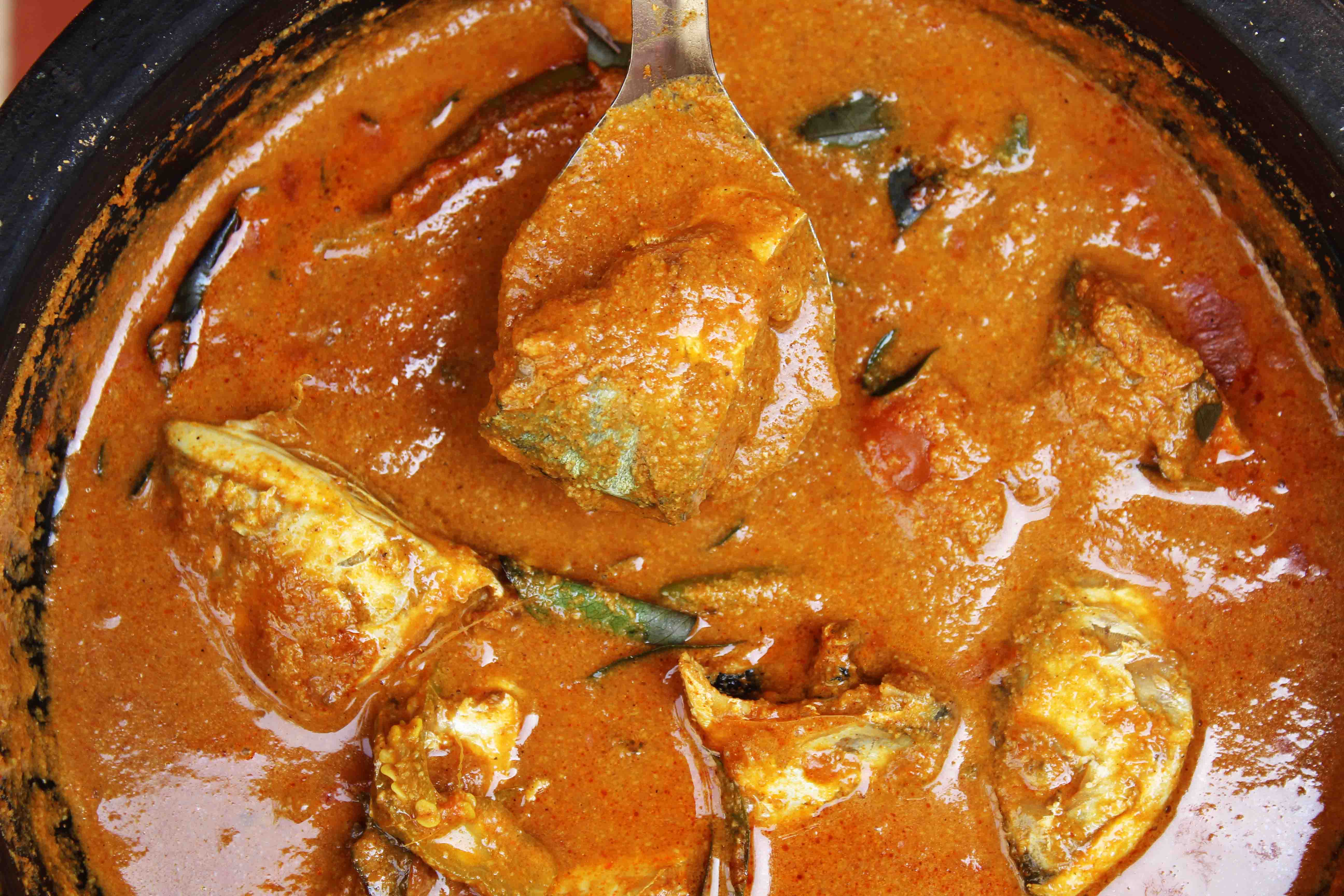 Ayala Meen Curry/Mackerel Fish Curry | Salt and Tamarind
